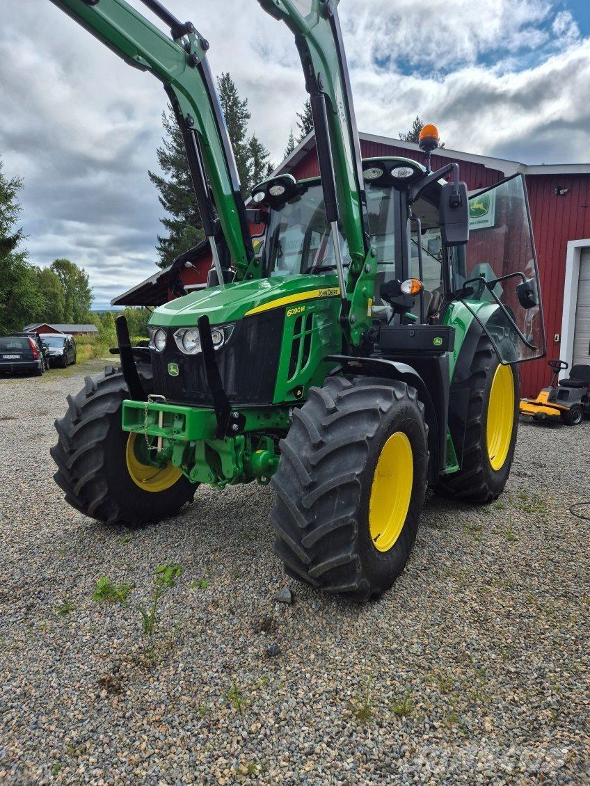 John Deere 6090M Traktoren