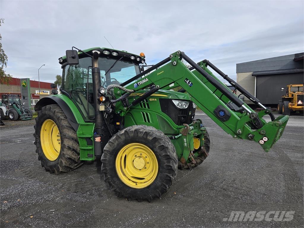 John Deere 6125R Traktoren