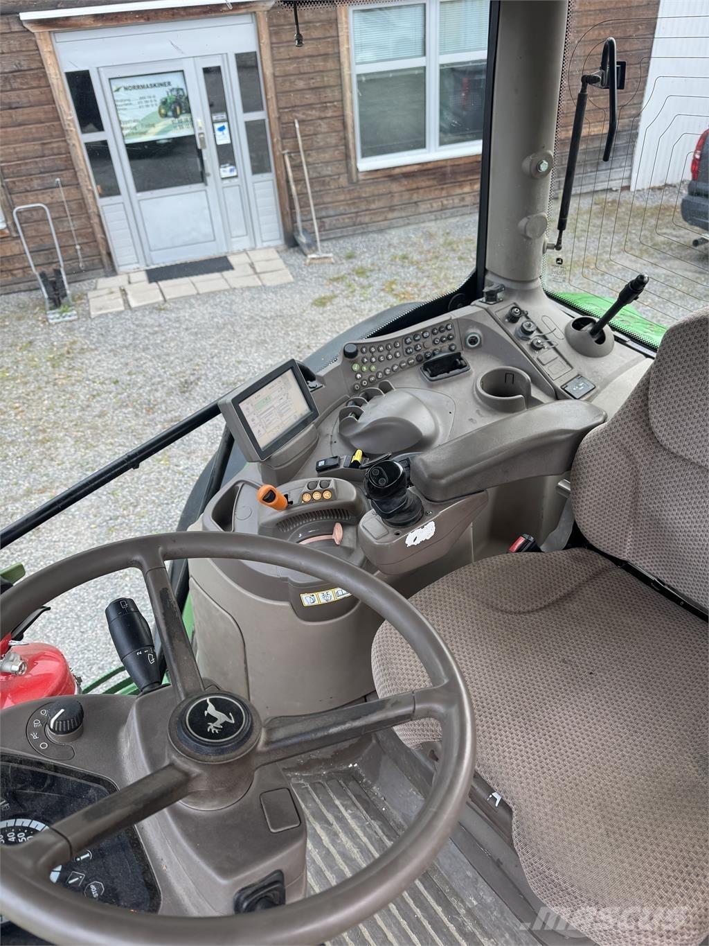 John Deere 6140R Traktoren
