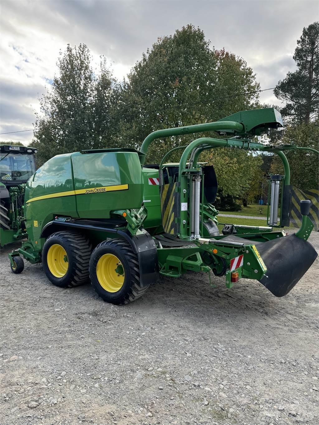 John Deere C441R boggie Sonstige Grünlandgeräte