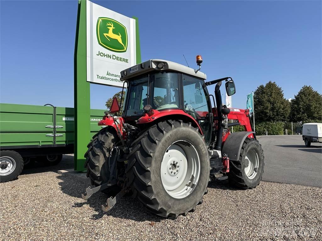 Massey Ferguson 5712 Traktoren