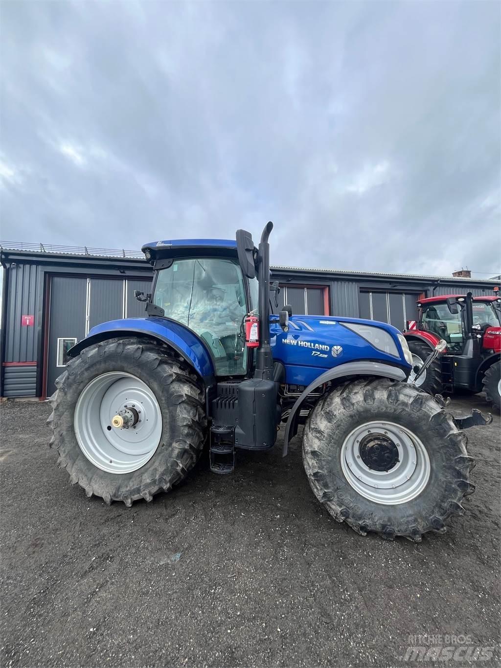 New Holland T7.225 Traktoren