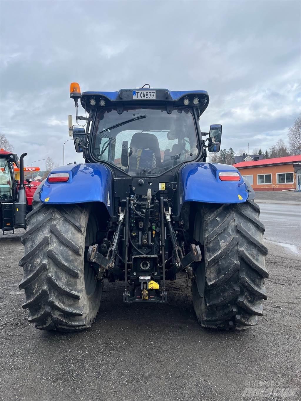 New Holland T7.225 Traktoren
