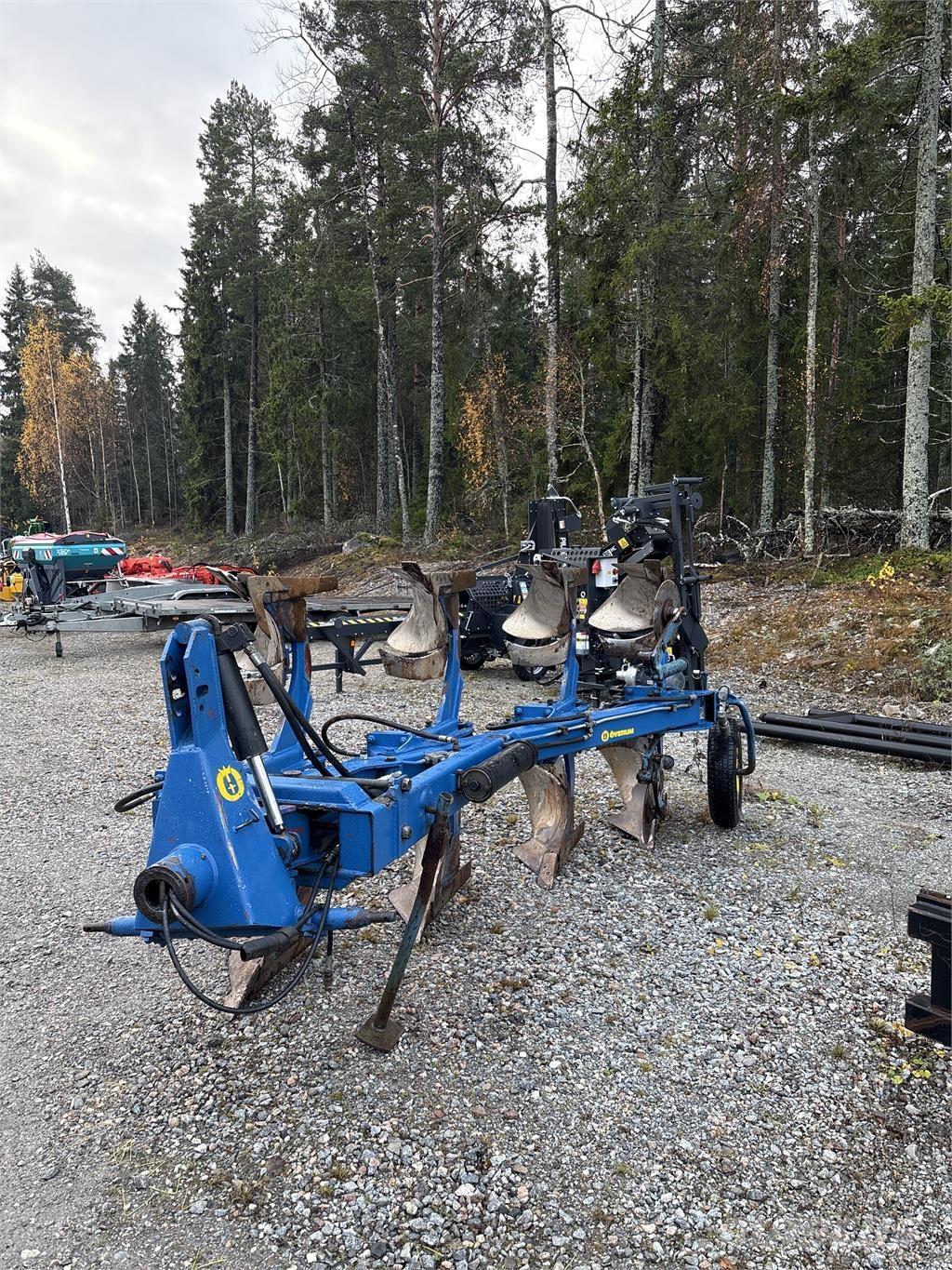 Överum CV 498 H Wendepflüge