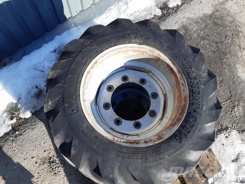  TRAKTOR HJUL 10,5/80-18 Reifen