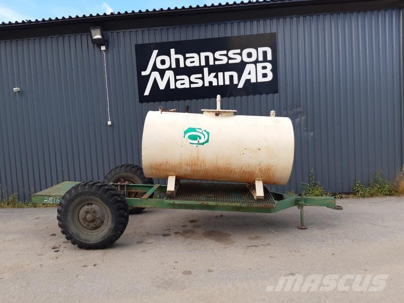  VAGN 1-AXLAD MED TANK Allzweckanhänger
