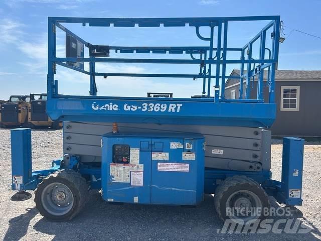 Genie GS3369 RT Scheren-Arbeitsbühnen