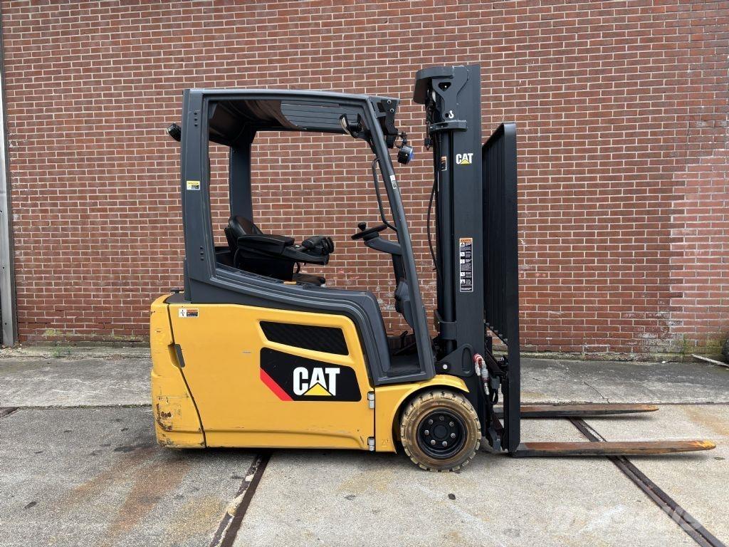 CAT 2ET4000 Elektrostapler