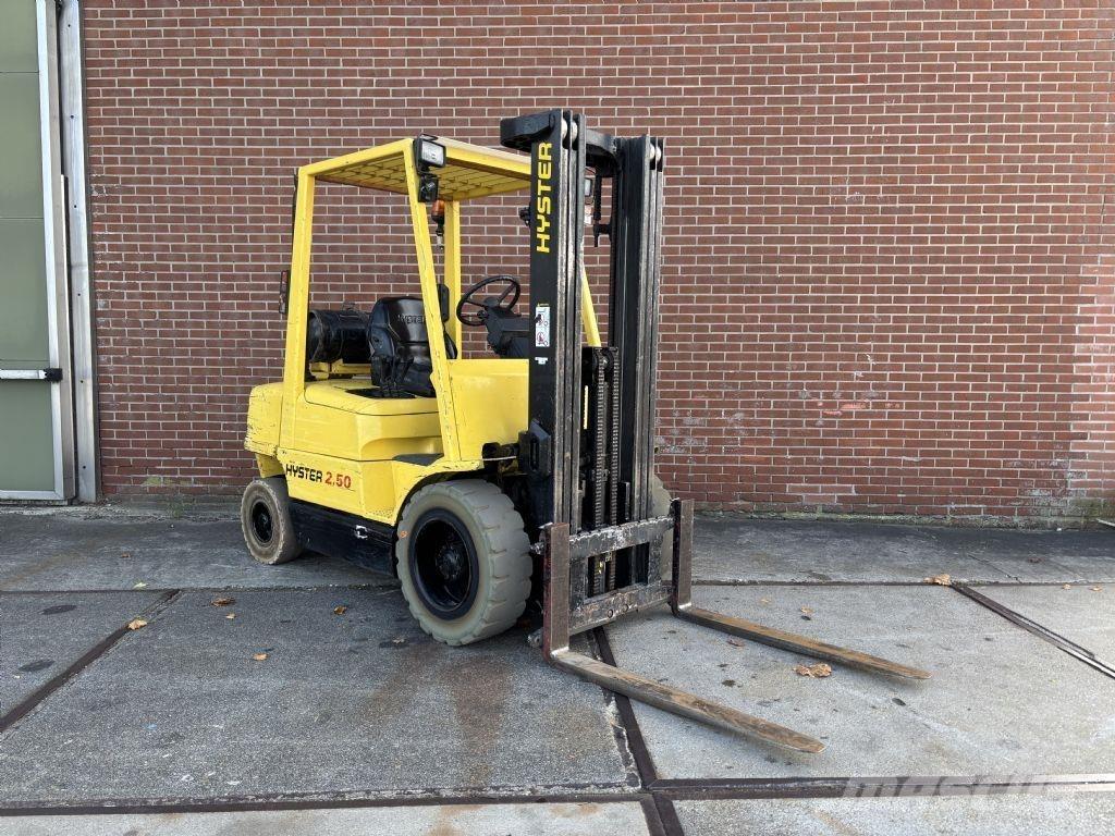 Hyster H2.50XM Gasstapler