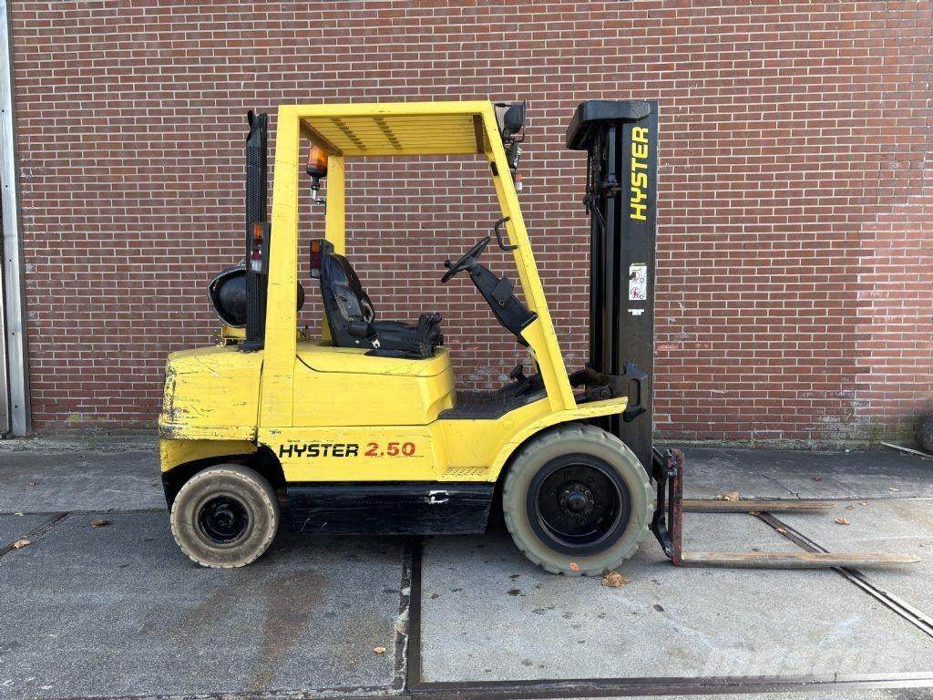 Hyster H2.50XM Gasstapler