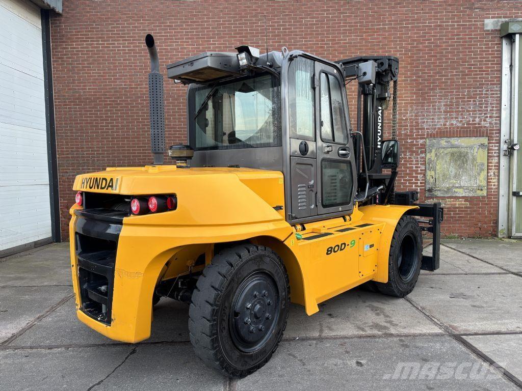 Hyundai 80D-9 Dieselstapler