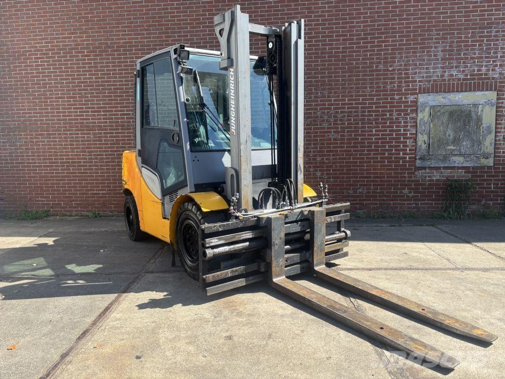 Jungheinrich DFG 545s Dieselstapler