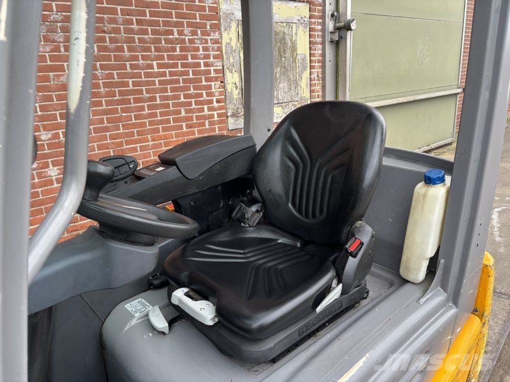 Jungheinrich EFG 216k Elektrostapler