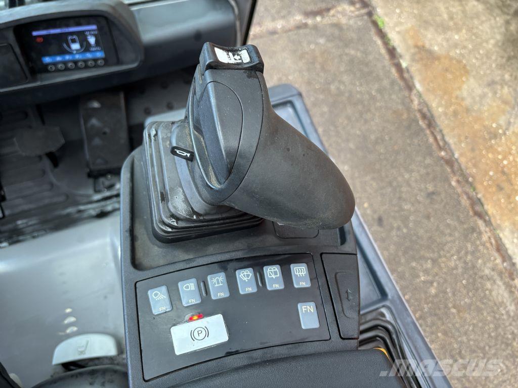 Jungheinrich EFG 216k Elektrostapler