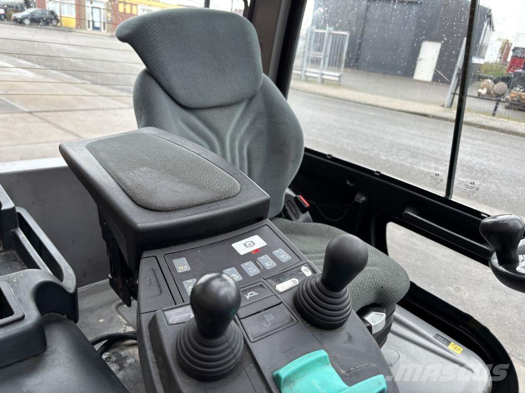 Jungheinrich EFG 425s Elektrostapler