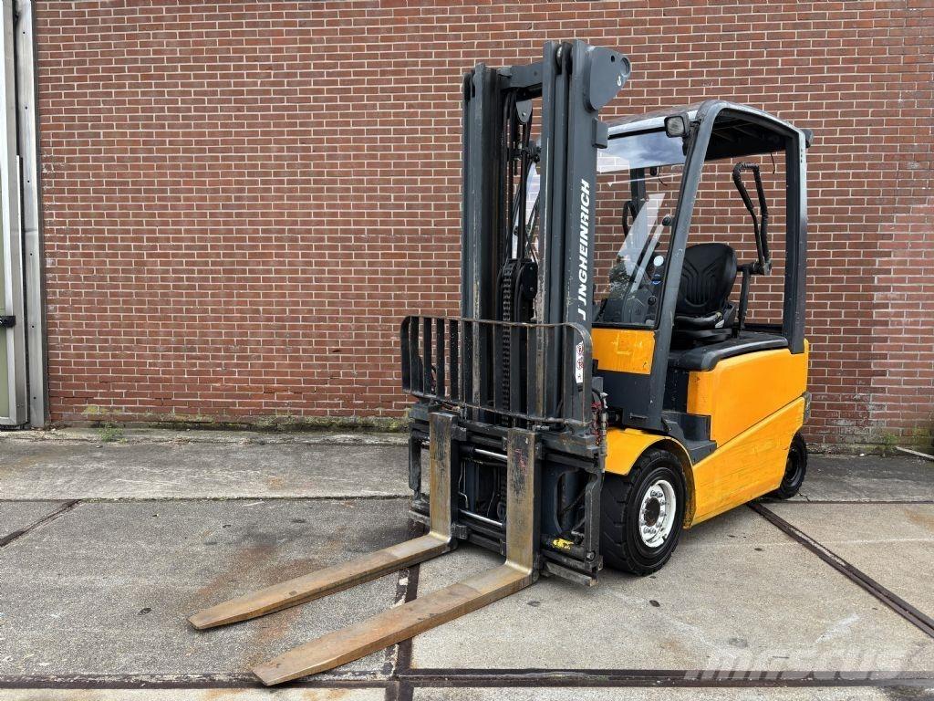 Jungheinrich EFG 430 Elektrostapler