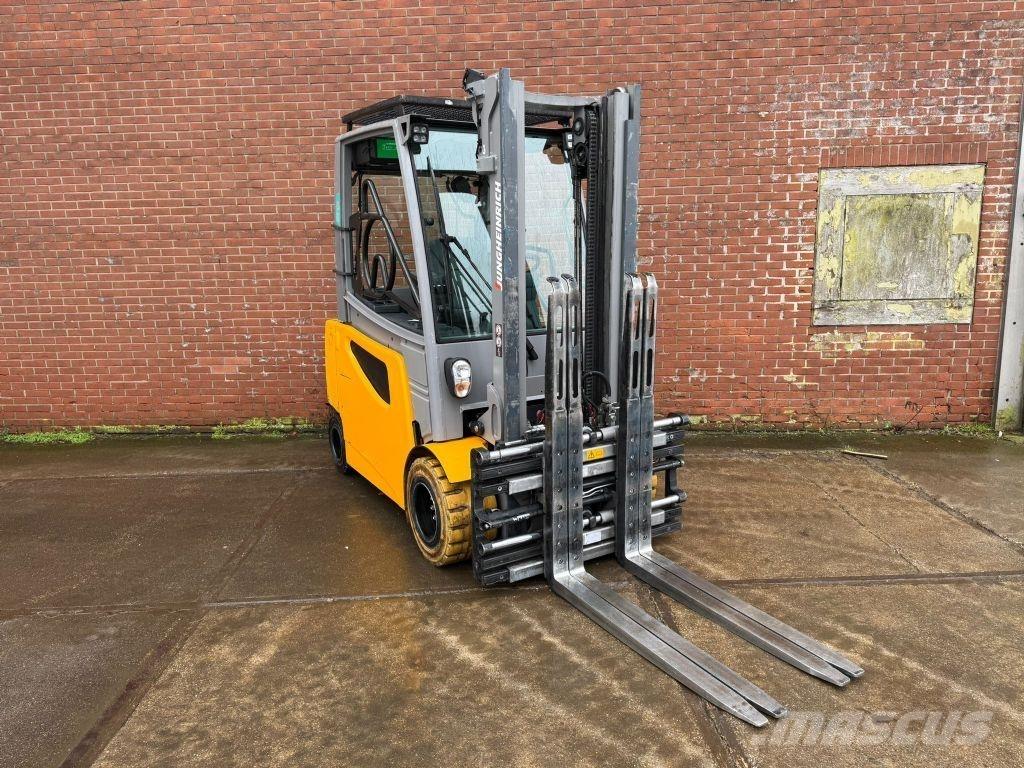 Jungheinrich EFG S30 Elektrostapler