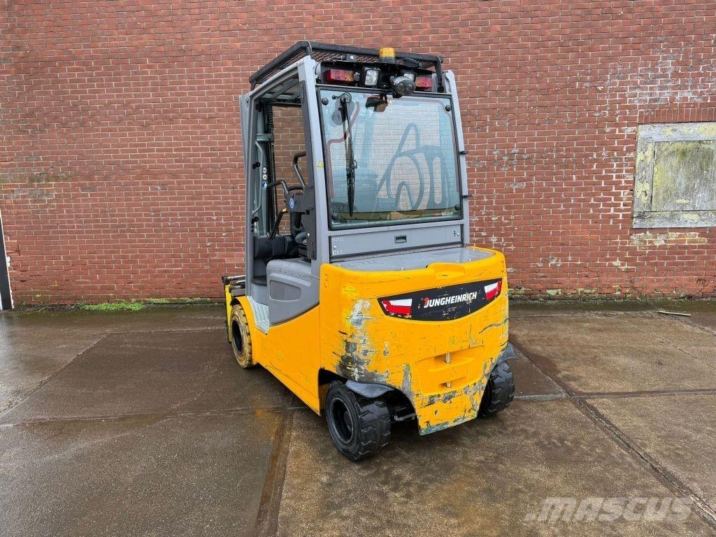 Jungheinrich EFG S30 Elektrostapler