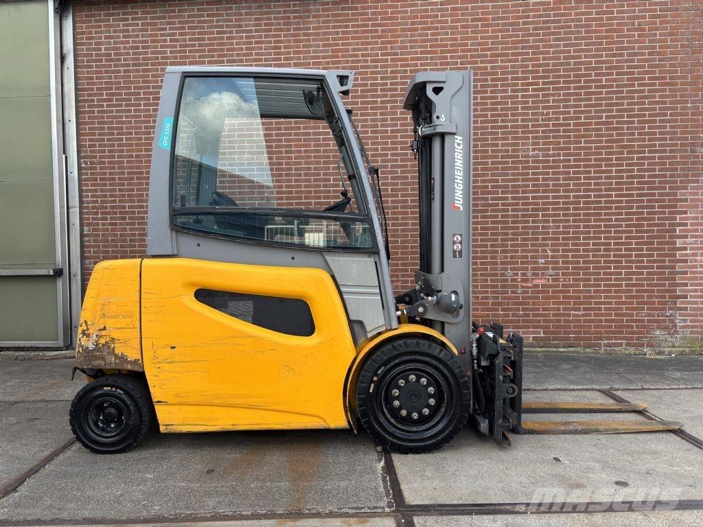 Jungheinrich EFG535K Elektrostapler