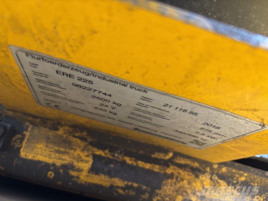 Jungheinrich ERE225 Selbstfahrstapler