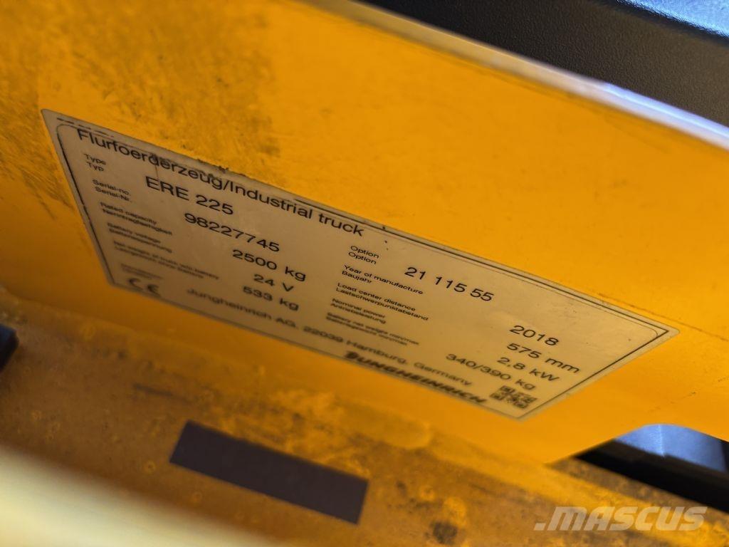Jungheinrich ERE225 Selbstfahrstapler
