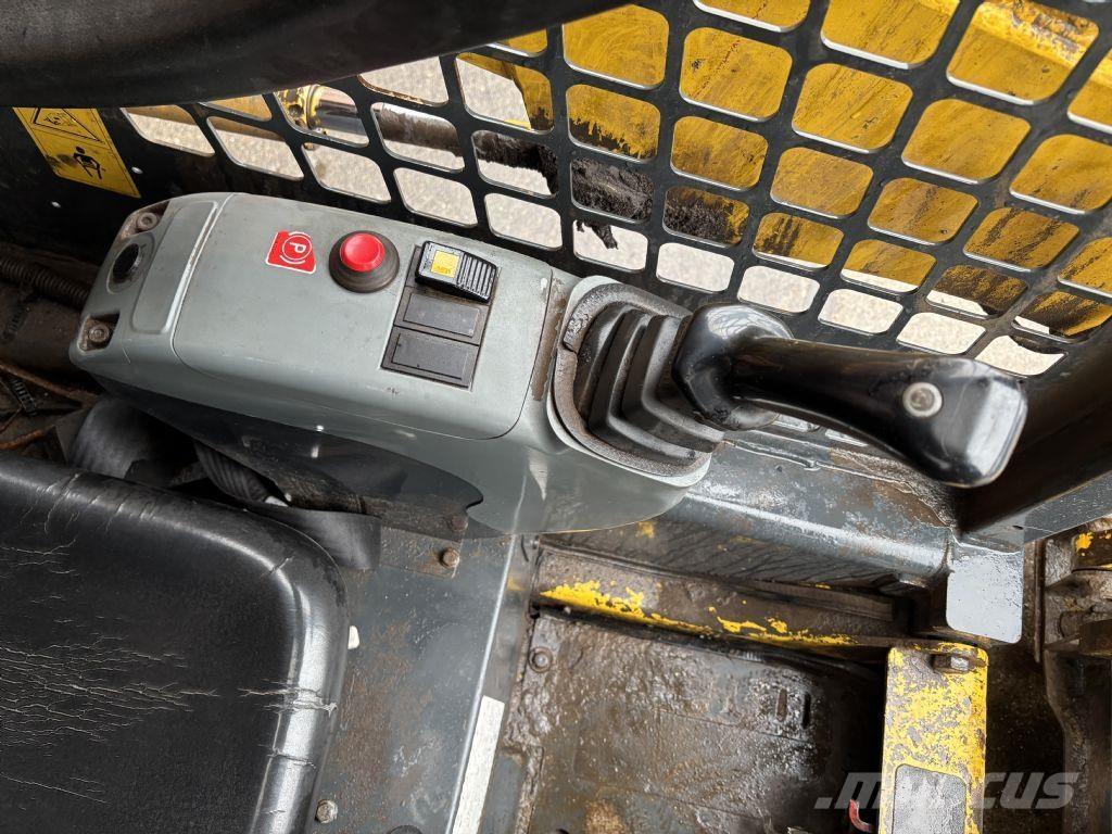 Komatsu SK510 Kompaktlader