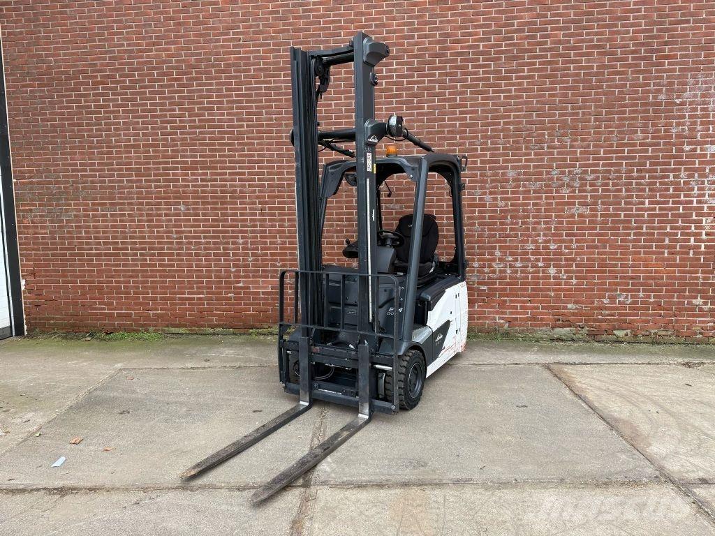 Linde E14-02 Elektrostapler