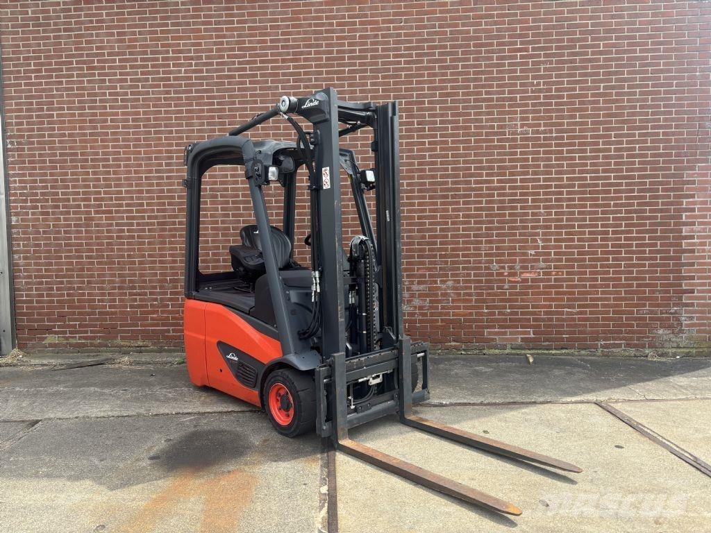 Linde E15-02 Elektrostapler