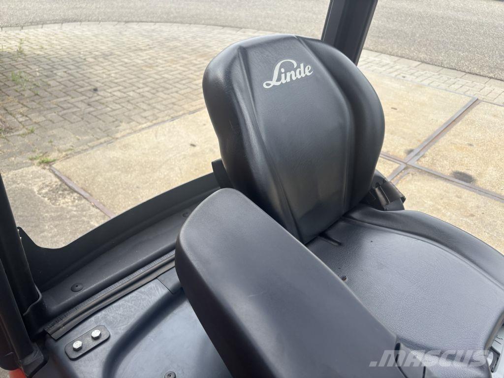 Linde E15-02 Elektrostapler