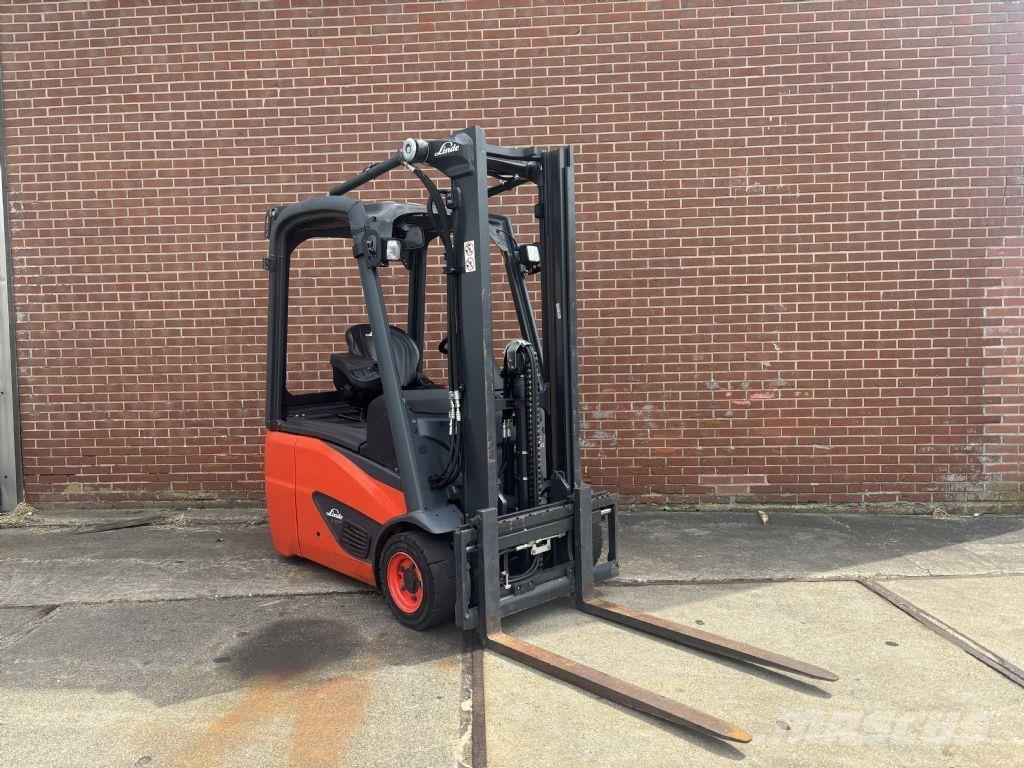 Linde E15-02 Elektrostapler