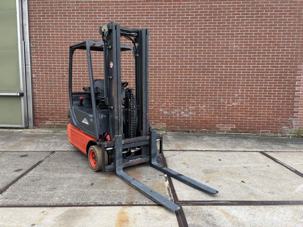 Linde E16C-02 Elektrostapler
