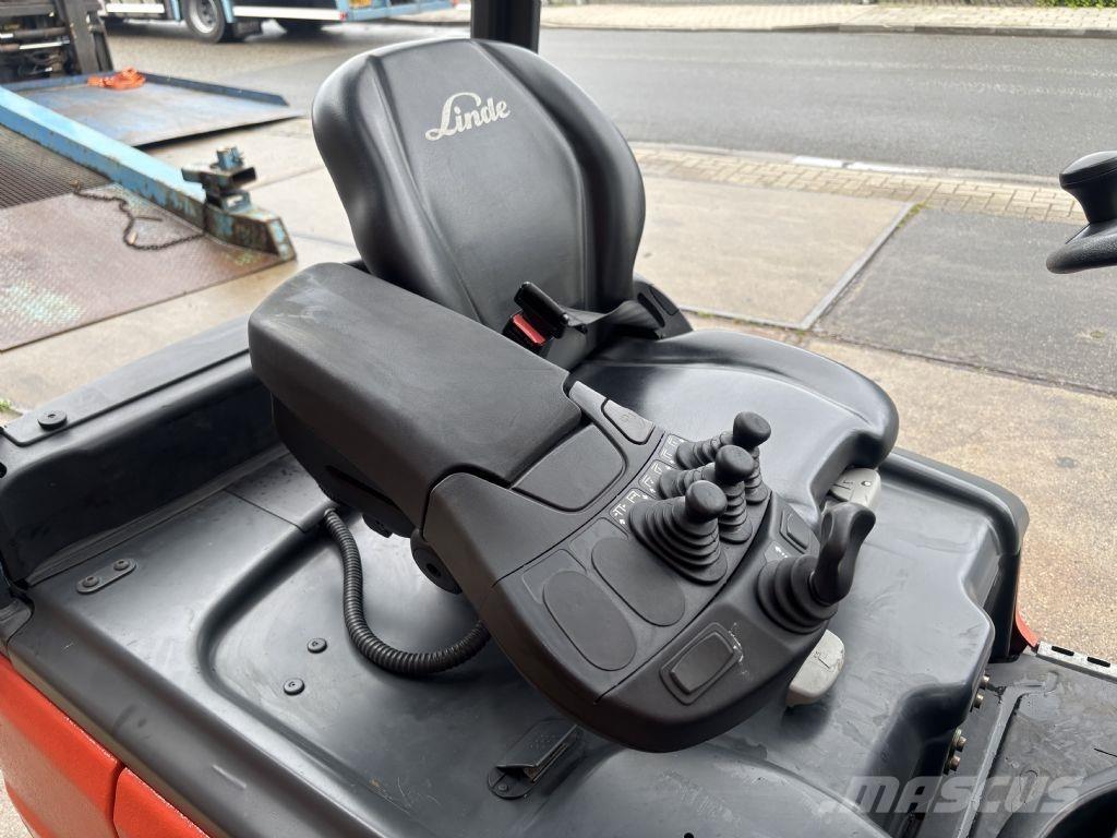 Linde E18-02 Elektrostapler