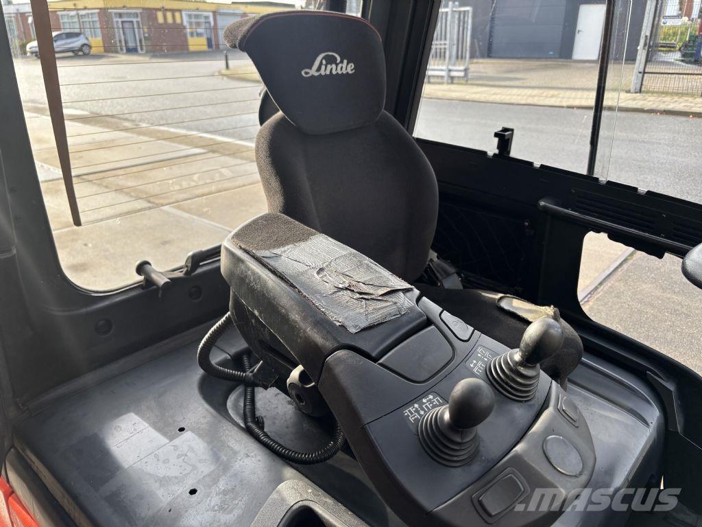 Linde E25-01 Elektrostapler