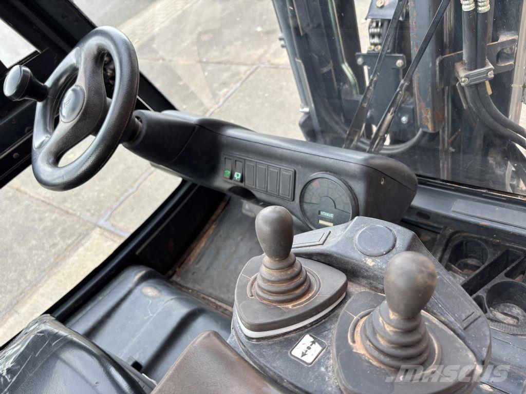 Linde E25 / 02 Elektrostapler