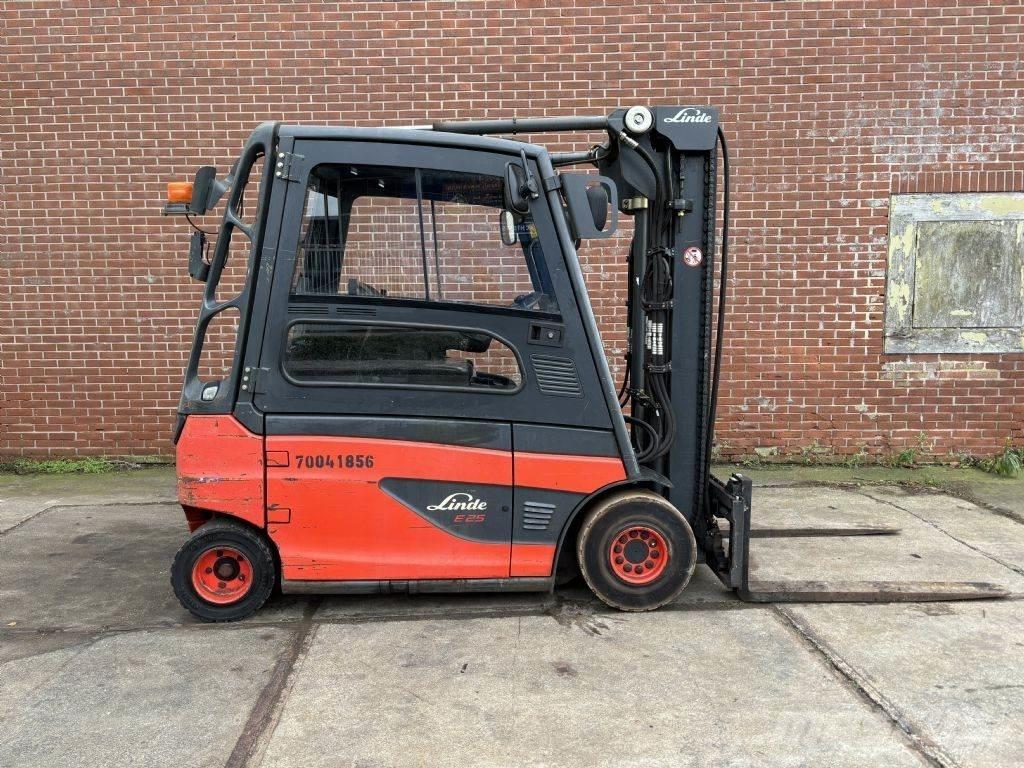 Linde E25L-01 Elektrostapler