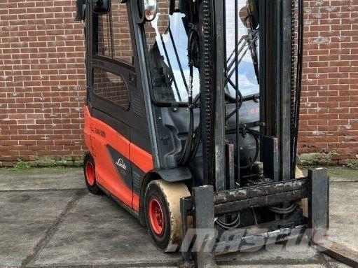 Linde E25L-01 Elektrostapler