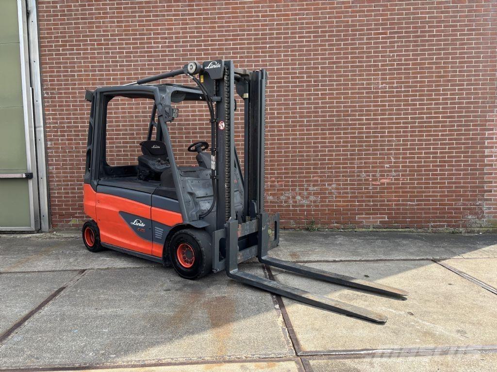 Linde E25L-01 Elektrostapler