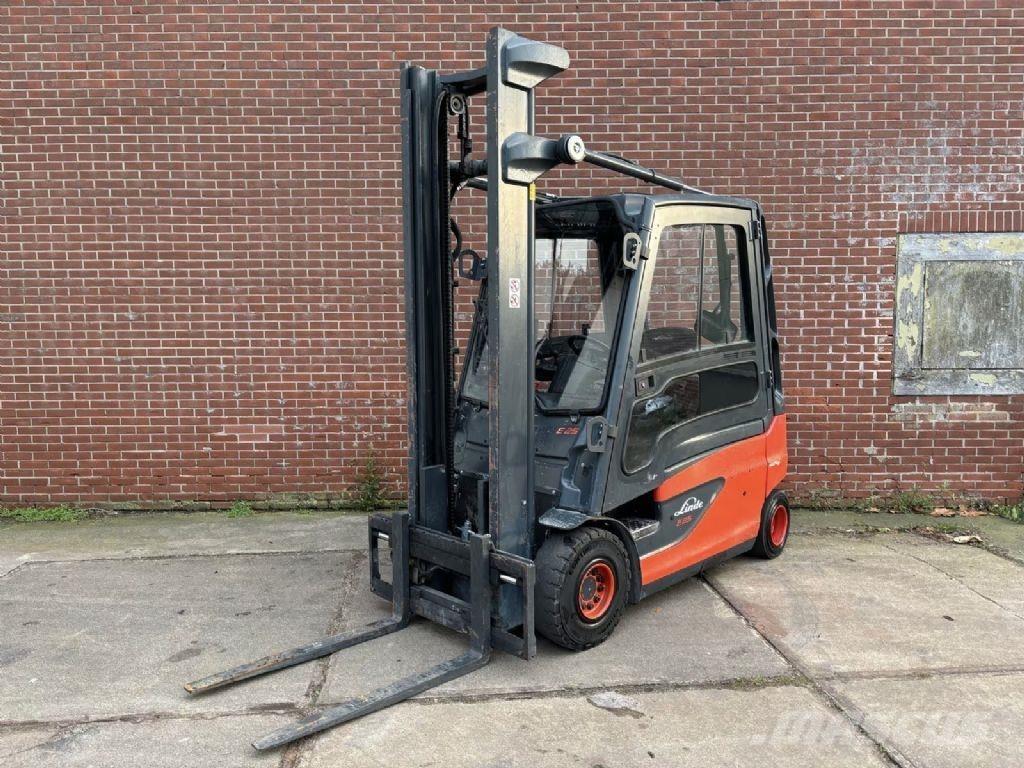 Linde E25L-01 Elektrostapler