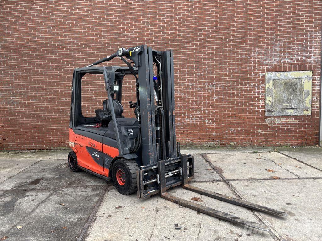 Linde E25PL Elektrostapler
