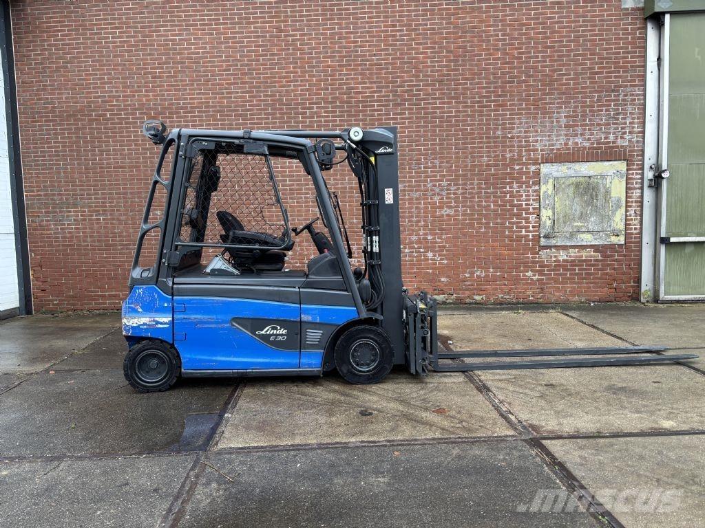 Linde E30L-01 Elektrostapler