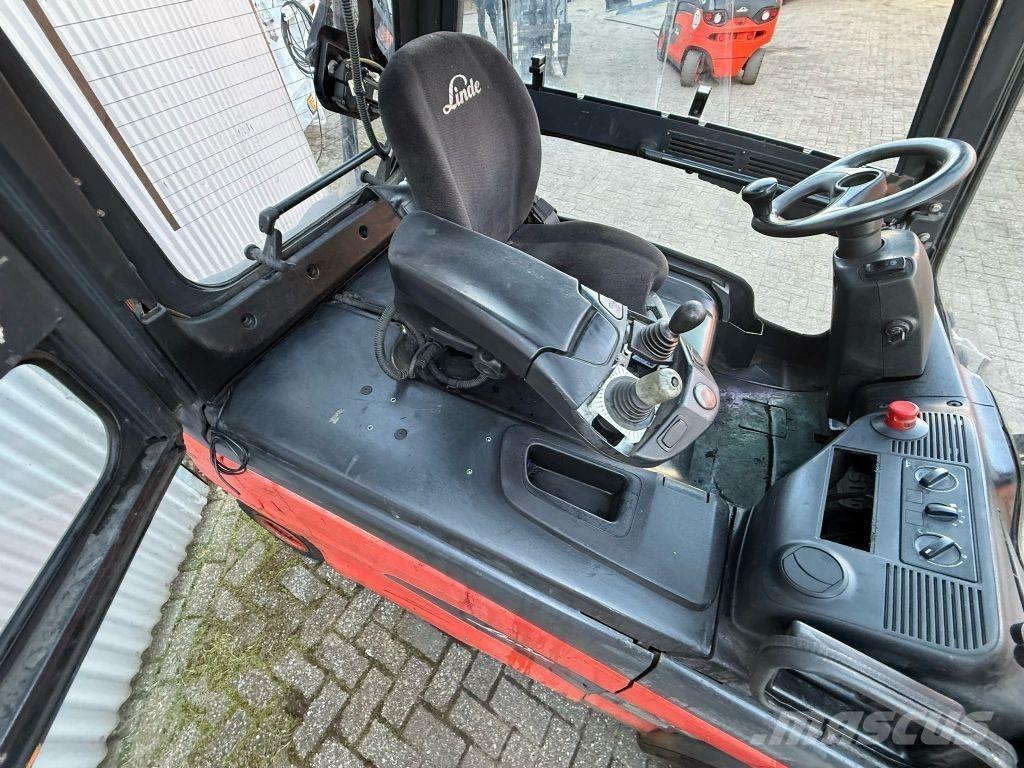 Linde E35HL-01 Elektrostapler