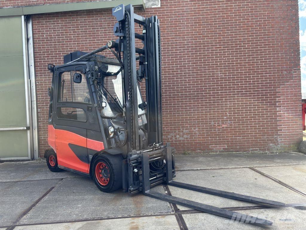 Linde E40HL-01/600 Elektrostapler