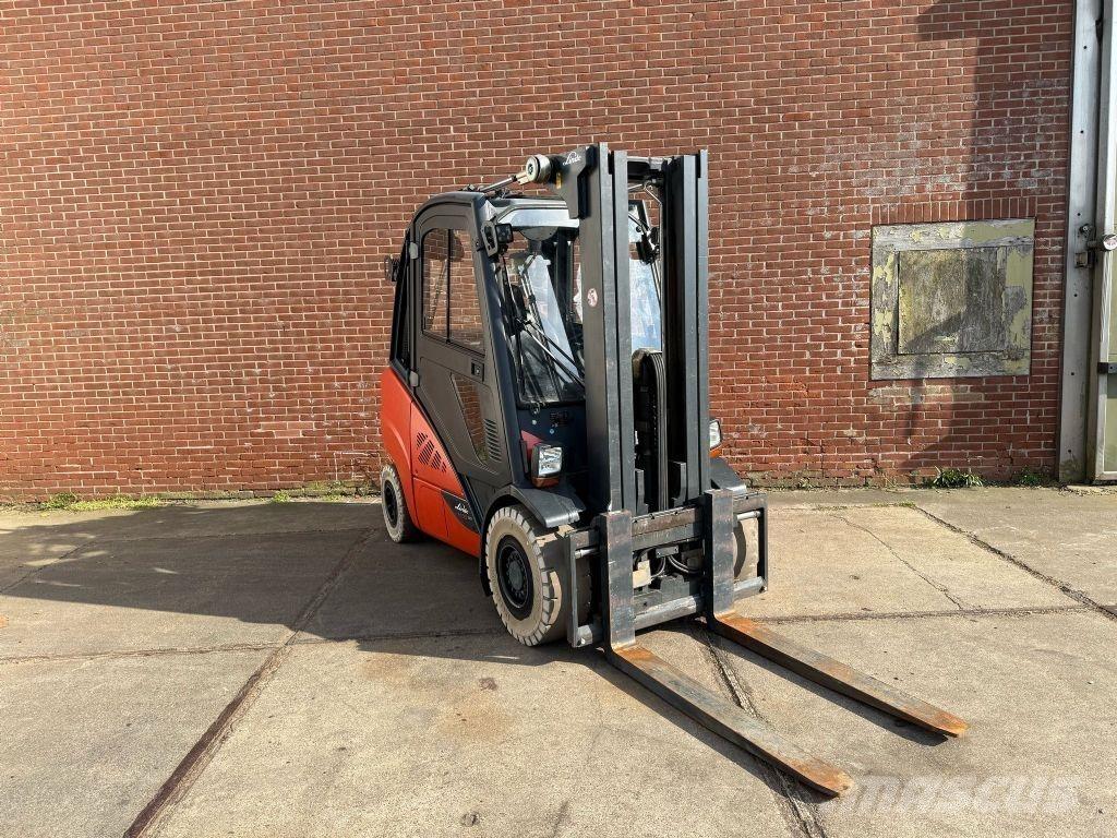Linde H35T-02 Gasstapler