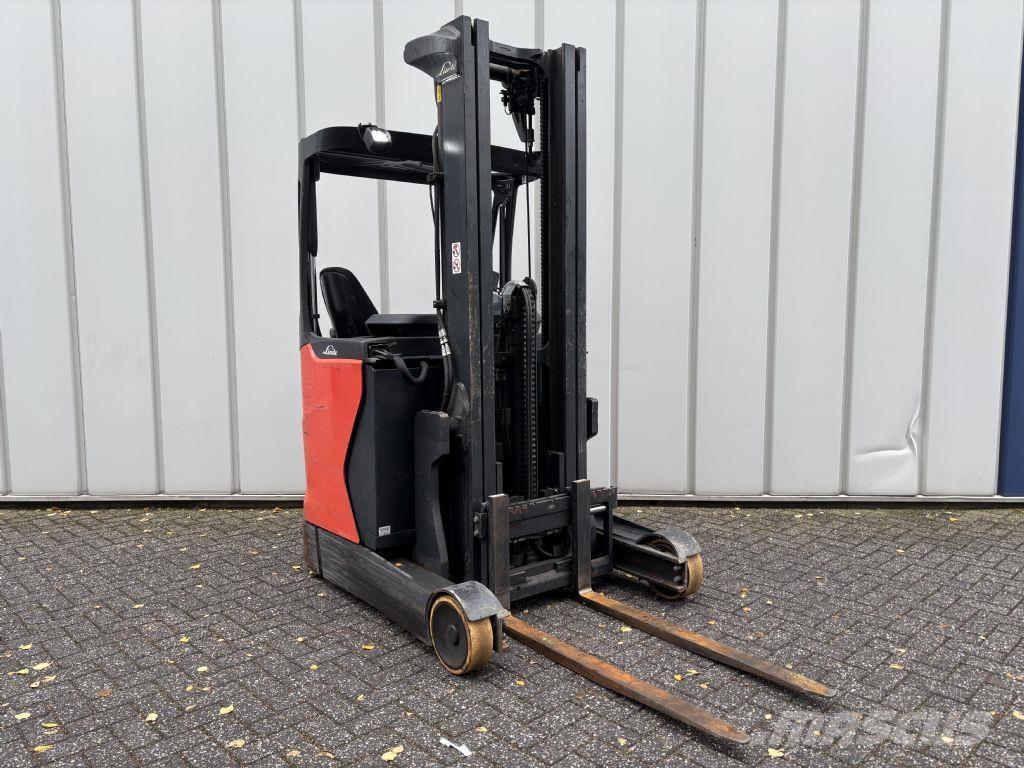Linde R12B-01 Schubmaststapler