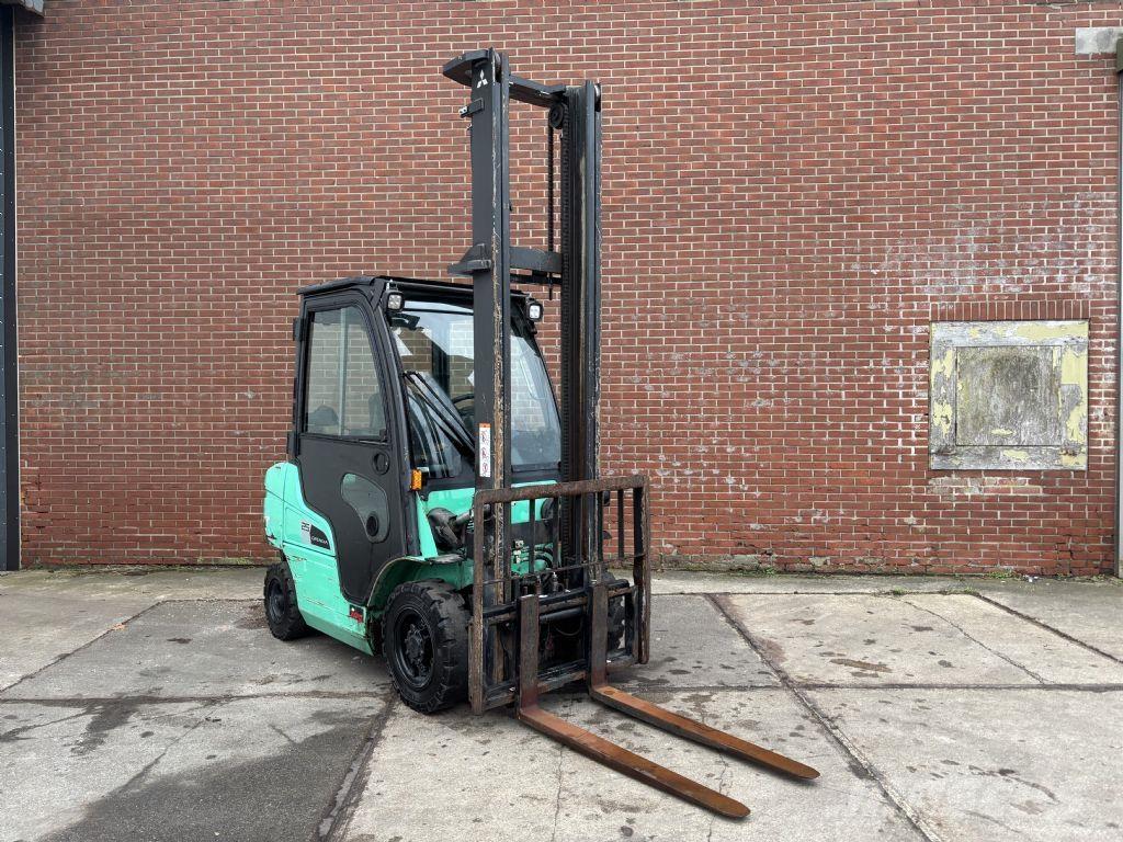 Mitsubishi FD25NT Dieselstapler
