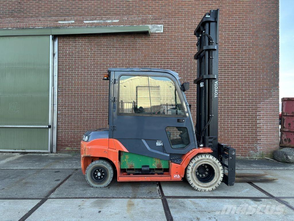 Toyota 8FBMT50 Elektrostapler
