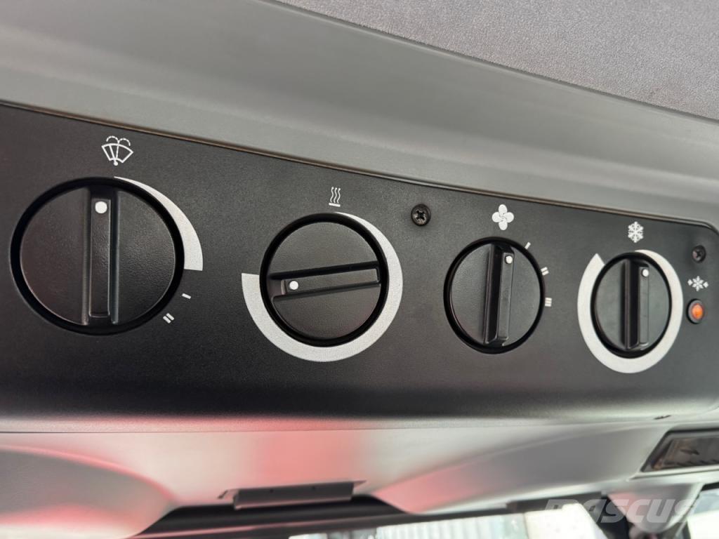 CASE MX 135 Traktoren