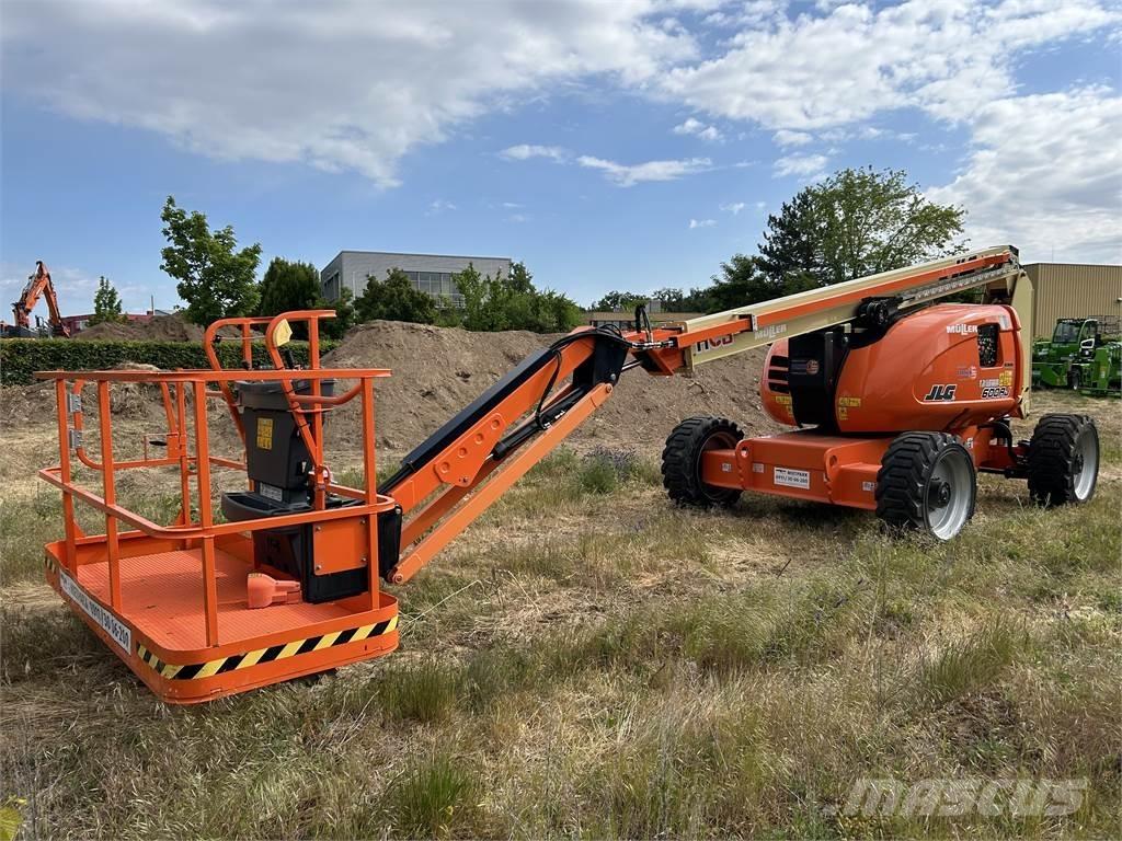 JLG 600AJ Gelenkteleskoparbeitsbühnen