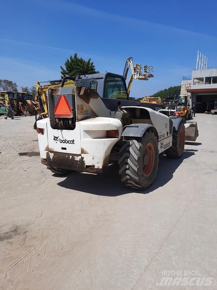 Bobcat T40-140 Schubmaststapler