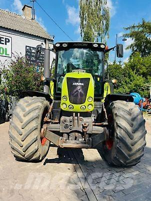 CLAAS ARION 640 Traktoren